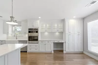 512 Chalmette Street, League City, TX 77573 - Photo 15