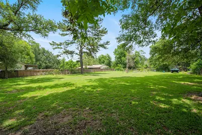 504 Walnut Street, Waller, TX 77484 - Photo 31