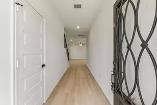 4221 Red Cedar Ring Ln, Pinehurst, TX 77362 - Photo 5