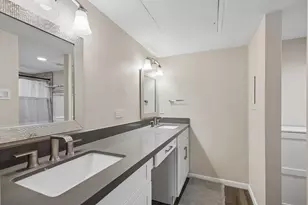 1311 Antoine Dr, Houston, TX 77055 - Photo 5