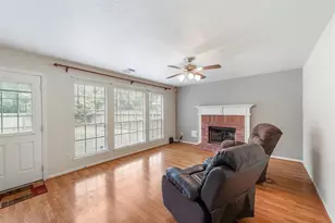 25719 Bearborough Dr, Spring, TX 77386 - Photo 13
