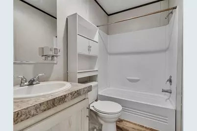 8802 Los Robles Avenue, Alvin, TX 77511 - Photo 19