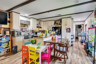 8802 Los Robles Ave, Alvin, TX 77511 - Photo 19