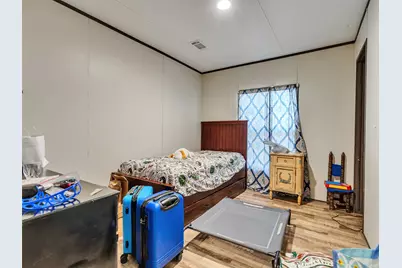 8802 Los Robles Avenue, Alvin, TX 77511 - Photo 27