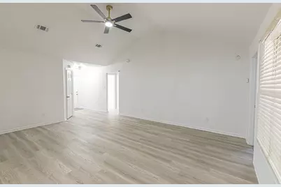 19703 Vista Lake Court, Cypress, TX 77433 - Photo 5