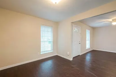 1447 Willow Rock Road, Houston, TX 77088 - Photo 11