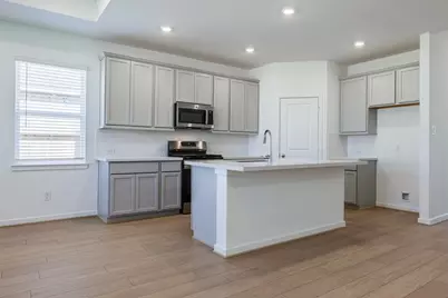 9711 Westminster Manor Drive, Cypress, TX 77433 - Photo 9