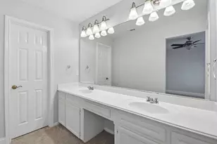 8222 Bairnsdale Ln, Houston, TX 77070 - Photo 29