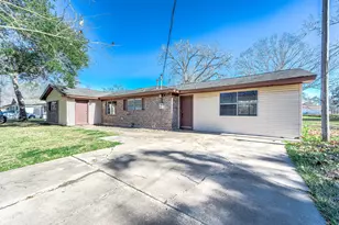 3311 County Rd 890, Alvin, TX 77511 - Photo 5