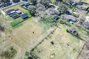 3311 County Rd 890, Alvin, TX 77511 - Photo 33