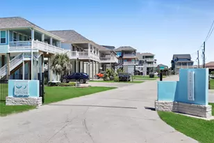 1977 Royalville Ct, Crystal Beach, TX 77650 - Photo 47