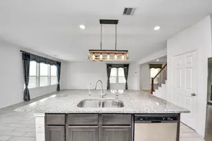14611 Lofty Cedar Dr, Houston, TX 77068 - Photo 7