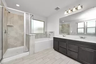 14611 Lofty Cedar Dr, Houston, TX 77068 - Photo 5