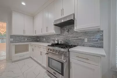 9534 Irby Street, Houston, TX 77088 - Photo 11