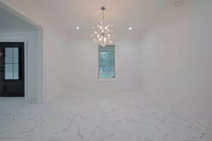 9534 Irby St, Houston, TX 77088 - Photo 7