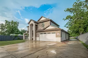 9534 Irby St, Houston, TX 77088 - Photo 3