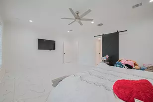 9534 Irby St, Houston, TX 77088 - Photo 19