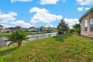 18103 Blues Point Dr, Cypress, TX 77429 - Photo 3