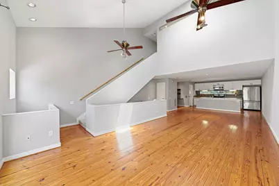 913 Robin Street, Houston, TX 77019 - Photo 9