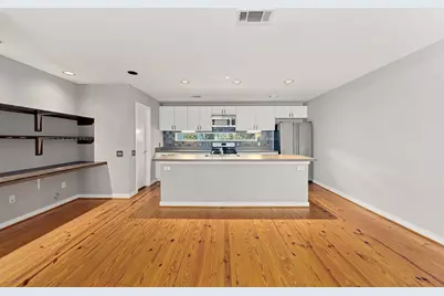 913 Robin Street, Houston, TX 77019 - Photo 7