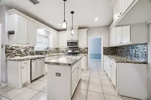 6223 Egypt Dr, Pasadena, TX 77505 - Photo 9