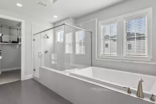 5616 Cohn Terrace Ln, Houston, TX 77007 - Photo 21