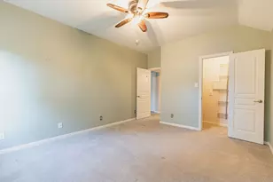 1122 Silveridge, Conroe, TX 77304 - Photo 33