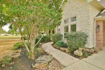 1122 Silveridge, Conroe, TX 77304 - Photo 5