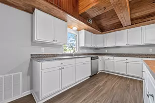 1305 St Lawrence River Rd, Conroe, TX 77316 - Photo 21