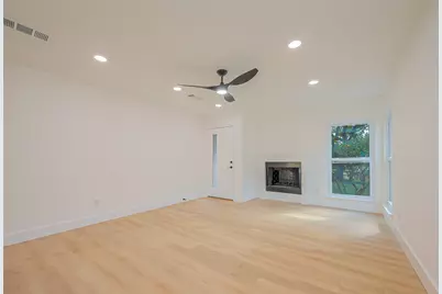 3010 Bandell Drive, Houston, TX 77045 - Photo 7