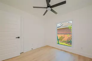 3010 Bandell Dr, Houston, TX 77045 - Photo 21
