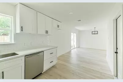 4110 Trail Lake Drive, Houston, TX 77045 - Photo 13