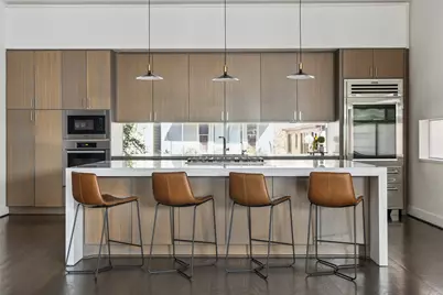 306 W Pierce Street, Houston, TX 77019 - Photo 9