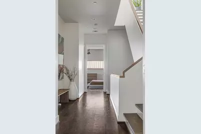 306 W Pierce Street, Houston, TX 77019 - Photo 17