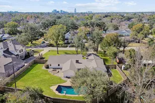 1610 Longacre Dr, Houston, TX 77055 - Photo 29