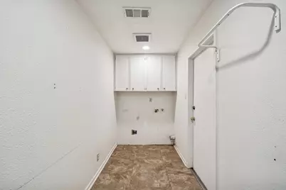 1610 Longacre Drive, Houston, TX 77055 - Photo 23