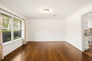 5238 Kinglet St, Houston, TX 77035 - Photo 11