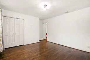 5238 Kinglet St, Houston, TX 77035 - Photo 31