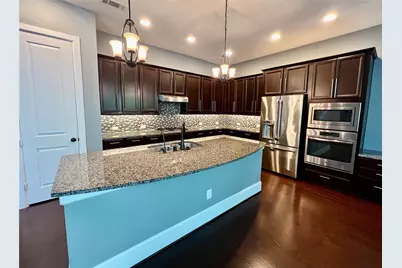 8832 Ashbloom Lane, Houston, TX 77080 - Photo 9