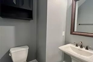 8832 Ashbloom Ln, Houston, TX 77080 - Photo 11