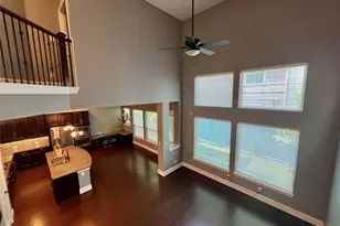 8832 Ashbloom Ln, Houston, TX 77080 - Photo 5