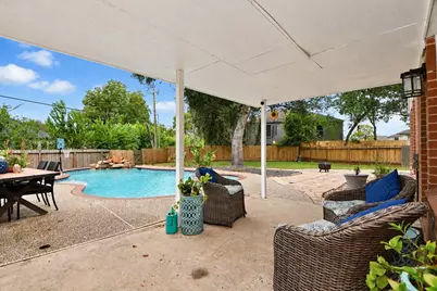 1120 Hidden Oaks Street, League City, TX 77573 - Photo 45