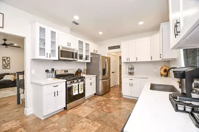 1120 Hidden Oaks Street, League City, TX 77573 - Photo 17