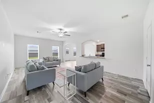 15311 Crescent Brookfield Dr, Humble, TX 77396 - Photo 5
