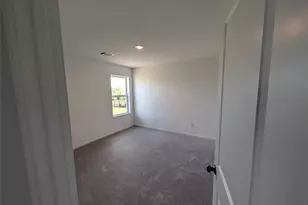 2943 Summer Breeze Wy, Angleton, TX 77515 - Photo 5