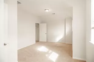 208 Cambria Green Ln, Katy, TX 77493 - Photo 5