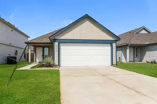 2432 Carp Dr, Conroe, TX 77384 - Photo 1