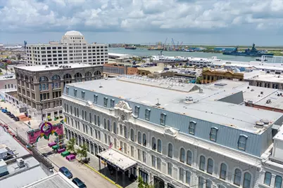 2400 Mechanic Street #206, Galveston, TX 77550 - Photo 9