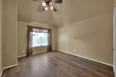 7 S Hawthorne Hollow Circle, Conroe, TX 77384 - Photo 19