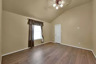 7 S Hawthorne Hollow Cir, Conroe, TX 77384 - Photo 17